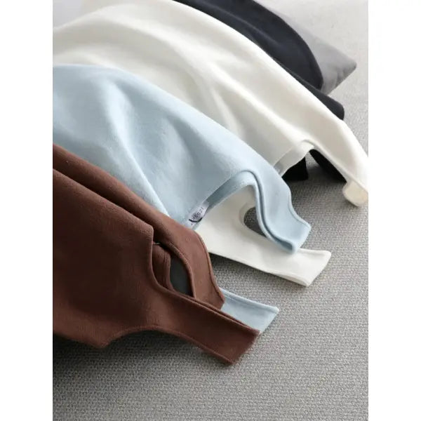 Chic Knit White U-Neck Women Tank Top Crop Length