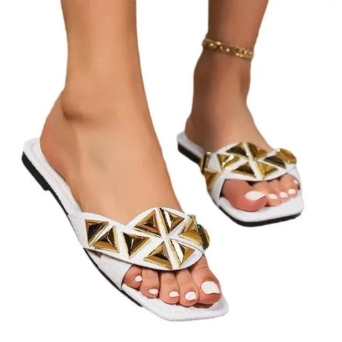 Comfortable Flat Sandals for Women in Plus Sizes with Stylish Design - Himpall