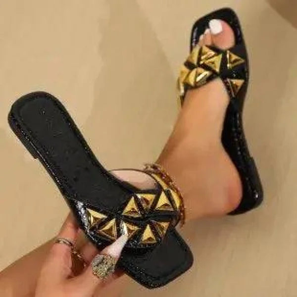 Comfortable Flat Sandals for Women in Plus Sizes with Stylish Design - Himpall