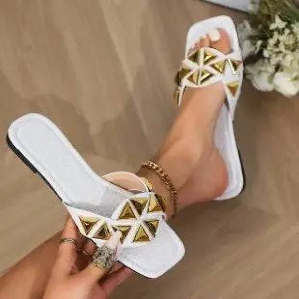 Comfortable Flat Sandals for Women in Plus Sizes with Stylish Design - Himpall