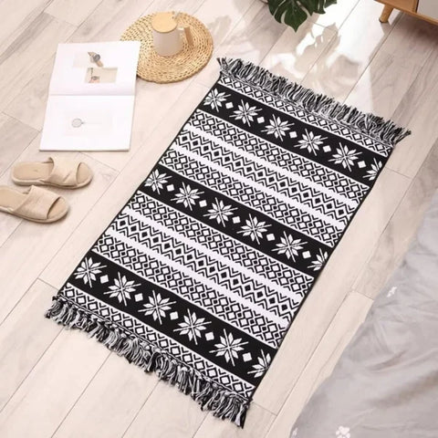 Cotton Woven Dark Black Washable Small Area Rug Rectangular 12x10 inches - White / israel