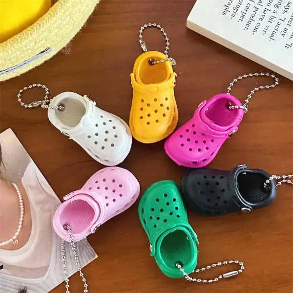 Creative Mini Slippers Keychain Pendant – Cute Hole Shoes Accessory for Couples Versatile Small Charm
