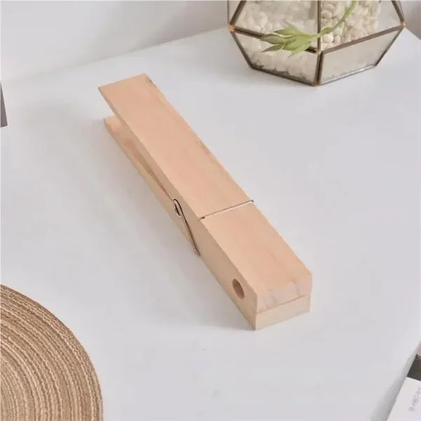 Creative Wooden Wall-Mounted Bathroom Towel Clip for Stylish Storage - Wood color / M