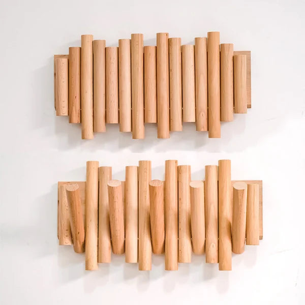 Durable stick hook with 3 hooks in 19cm length and wooden dowels of varying heights