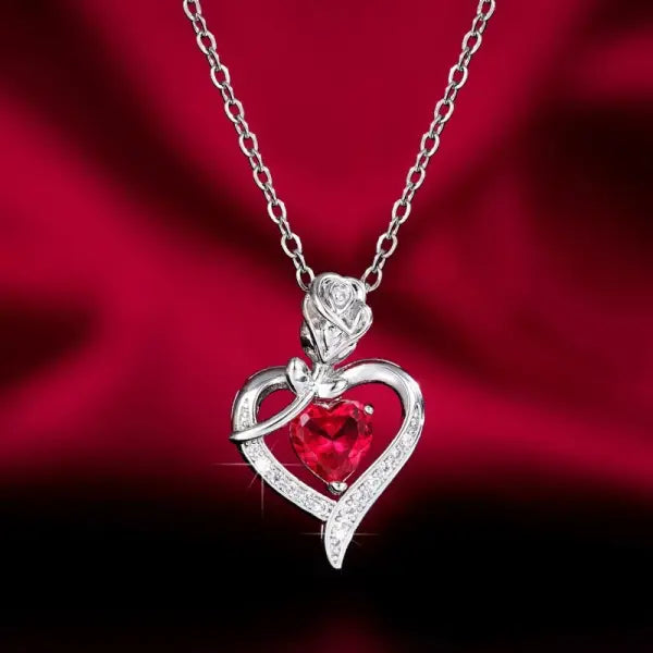 Elegant Style Heart shaped Pendant Necklace Hollow Design Mother’s Day Gift Party Suitable for Best Friends Without Box