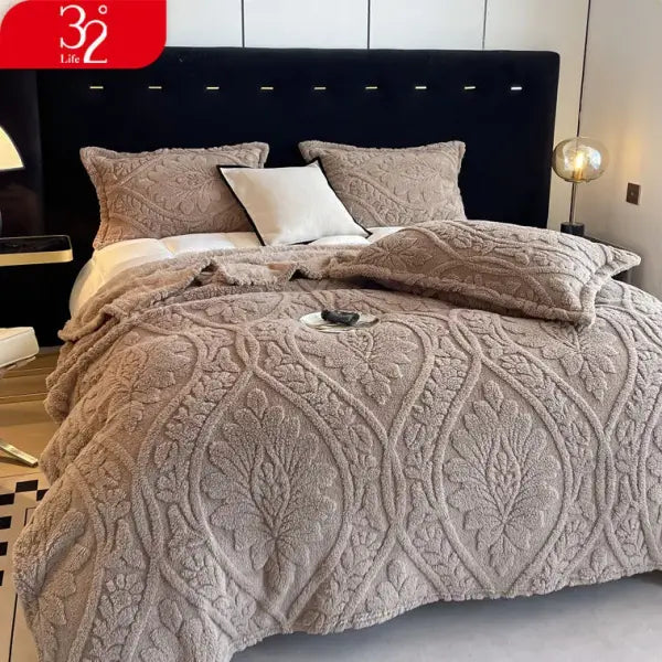 European Style 3D Floral Printed Blanket Adult Thick Coral Fleece Blanket in Winter Warm Easy To Maintain Air