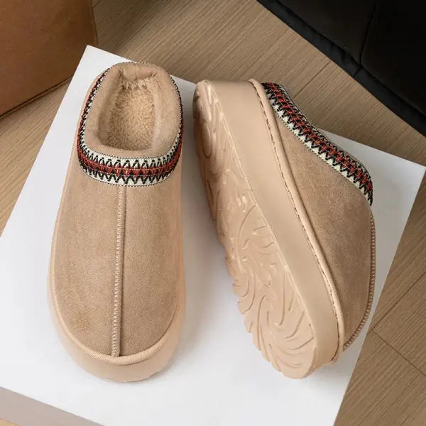 Feslishoet Winter Woman Slippers Plush Interior Anti Slip Sole Thick Bottom Embroider Fashion Warm Slippers Use Indoor