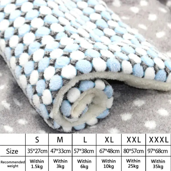 Flannel Pet Mat Dog Bed Cat Bed Thicken Sleeping Mat Dog Blanket Mat For Puppy Kitten Pet Dog Bed for Small Large Dogs
