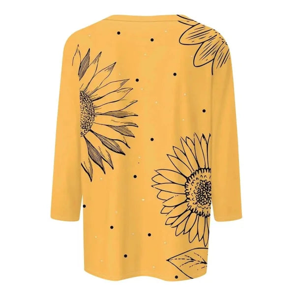 Loose Casual Shirt - Floral Print Top with Round Neck and 3/4 Sleeves