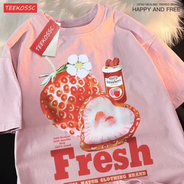 Fresh Strawberry Graphic T-Shirt – American Retro Short Sleeve Tee for Men & Women Loose Trendy Fit - Pink / M