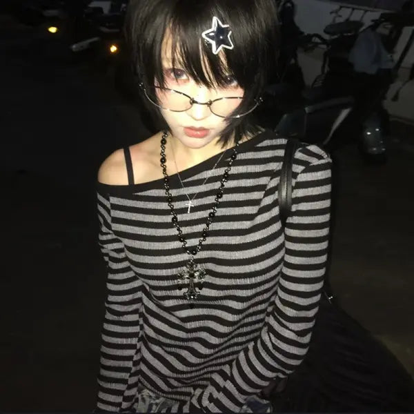 Women’s Y2K Striped Off-Shoulder Crop Top - Grunge Aesthetic Long Sleeve Streetwear Tee