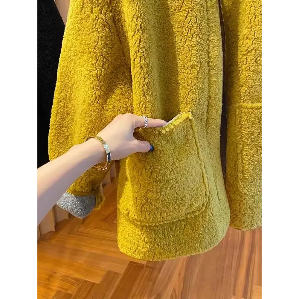 High Grade Lamb Wool Jacket for Women Loose Warm Velvet Coat 2025 New Spring Autumn Large Pockets Fashion Outerwear