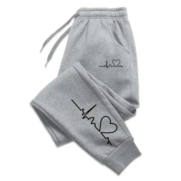 Women’s Heart Print Graphic Sweatpants - Cute Coquette Aesthetic Joggers - Soft Fleece Streetwear Tracksuit Trousers