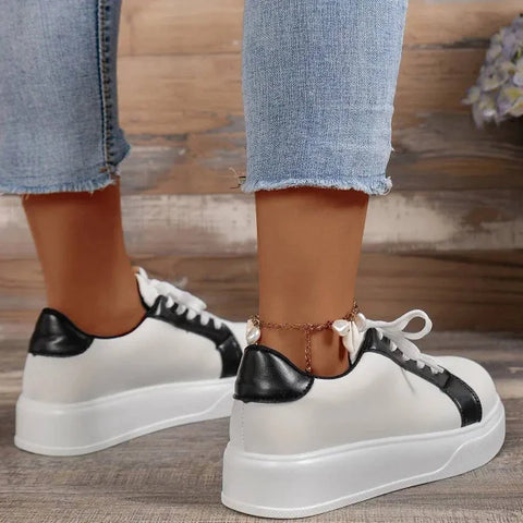 Lace-Up Flats for Women Stylish Walking Shoes and Retro Sneakers - Himpall