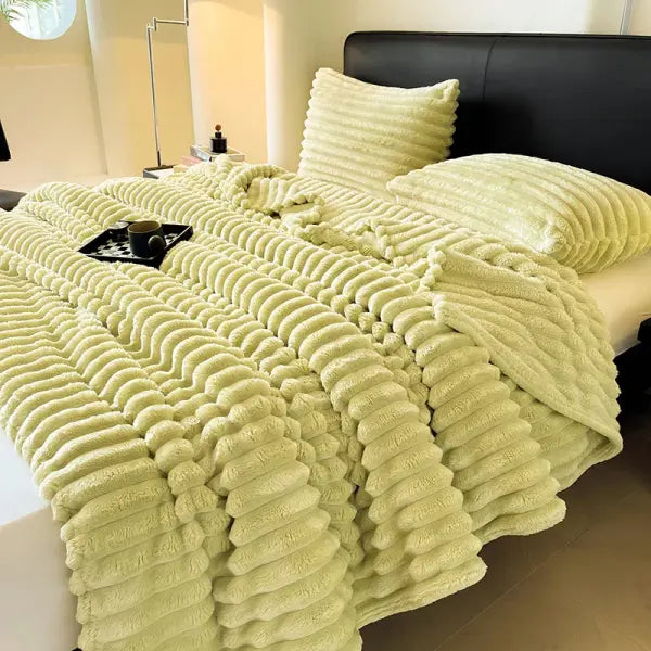 Light Luxury Solid Color Multifunctional Rabbit Velvet Blanket Winter Thick Warm Flannel Used for Bedroom Living Room