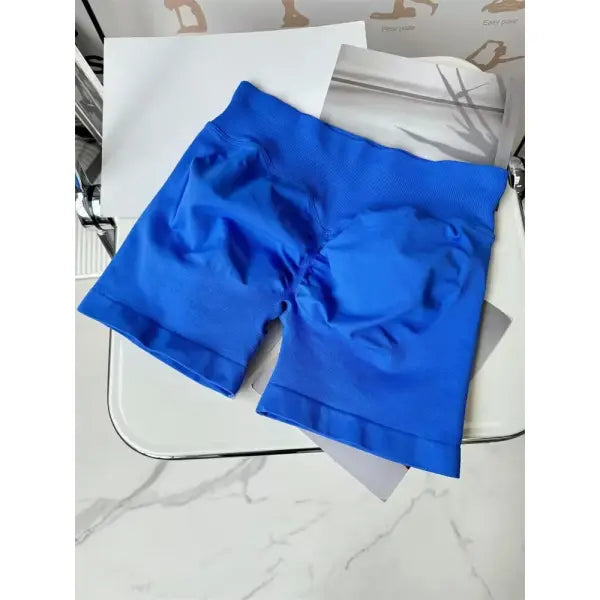 Low Waist Seamless Gym Shorts with Scrunch Butt Lifting Design - electric blue / XS