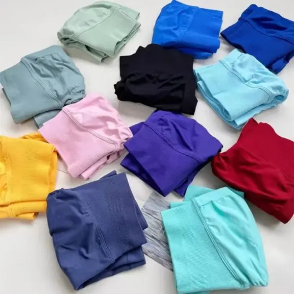 Low Waist Seamless Gym Shorts with Scrunch Butt Lifting Design