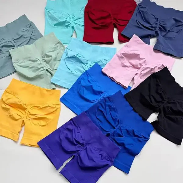 Low Waist Seamless Gym Shorts with Scrunch Butt Lifting Design