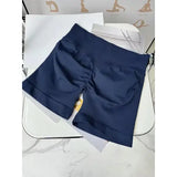 Low Waist Seamless Gym Shorts with Scrunch Butt Lifting Design