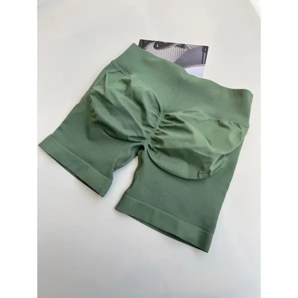 Low Waist Seamless Gym Shorts with Scrunch Butt Lifting Design - Army Green / XS