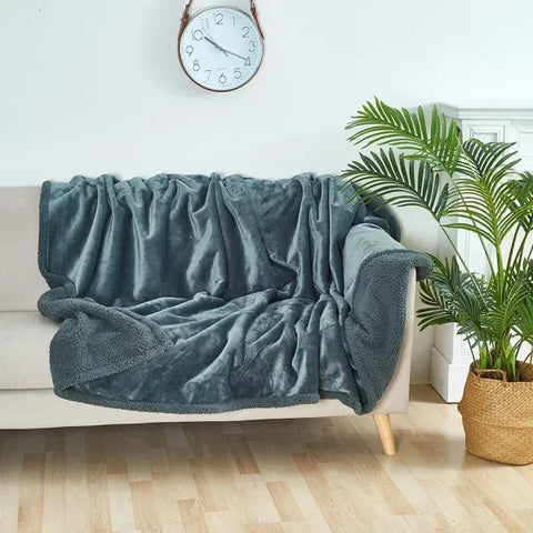 Luxury Shaggy Blanket - Winter Warm Cosy & Waterproof Microfiber Blanket