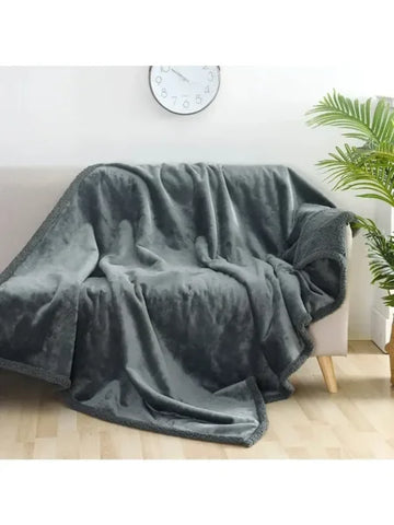 Luxury Shaggy Blanket - Winter Warm Cosy & Waterproof Microfiber Blanket