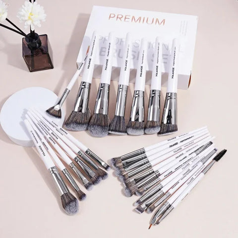 MAANGE 25-Piece Makeup Brush Set – Professional Face & Eye Brushes in Gift Box - Himpall