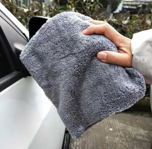 Microfiber Auto Wash Towel - Super Absorbent Car Cleaning - 40x40cm 1