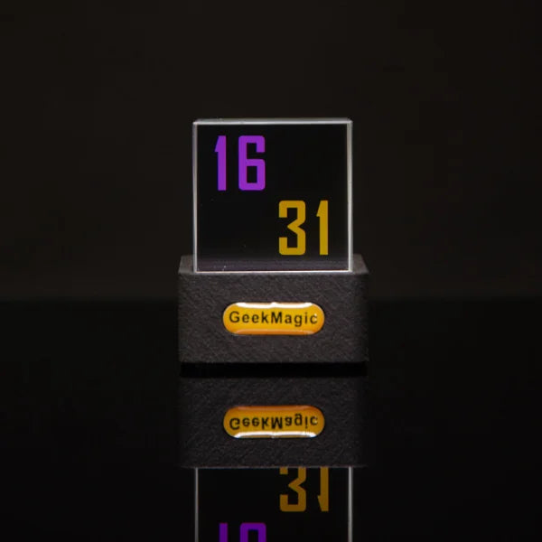 Modern simplicity function weather and time display showing numbers 16 and 31 in purple and yellow with GeekMagic branding