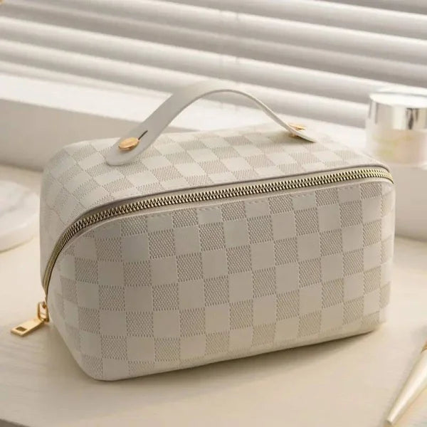 Mona Cosmetic Bag for Effortless Beauty and Organization - Himpall