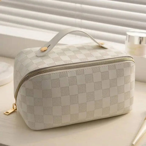 Mona Cosmetic Bag for Effortless Beauty and Organization - Himpall
