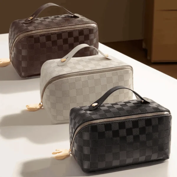 Mona Cosmetic Bag for Effortless Beauty and Organization - Himpall