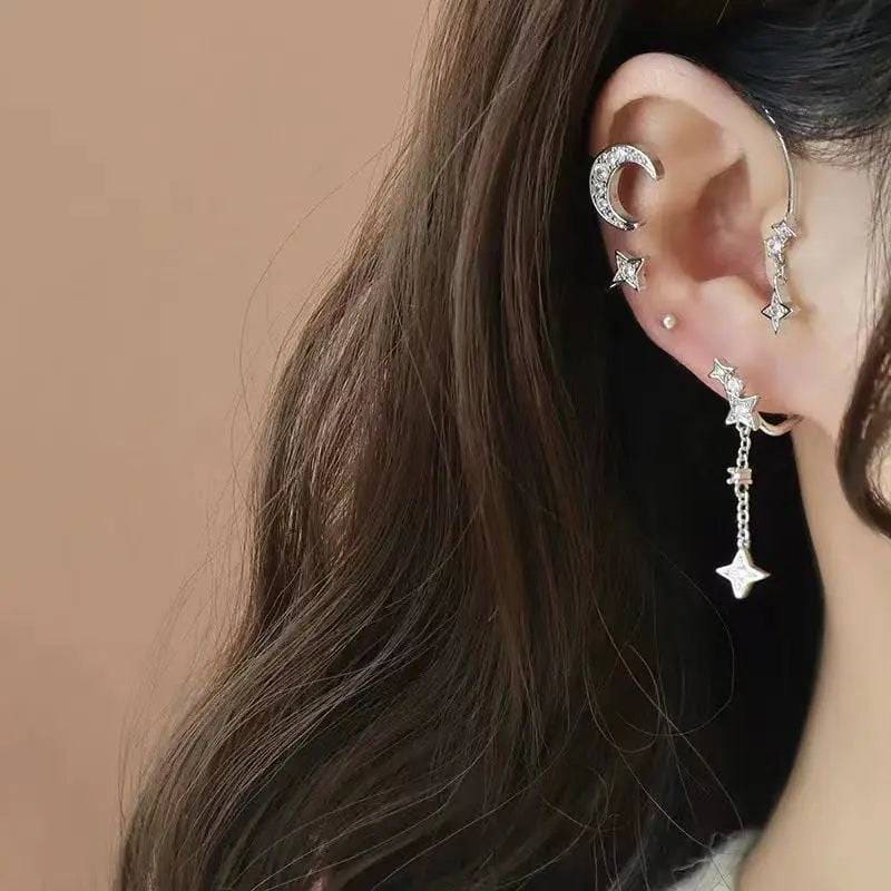 Moon Splash Star River Design Ear Clip