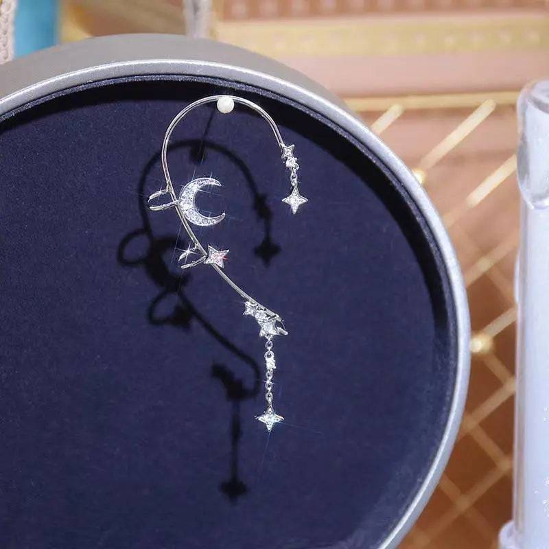 Moon Splash Star River Design Ear Clip