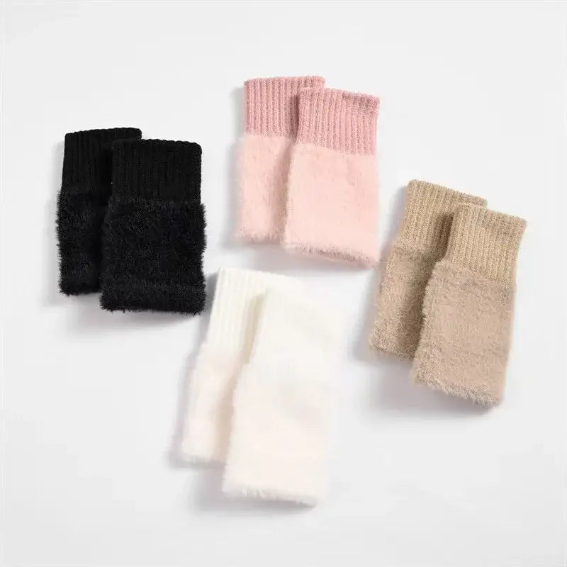 New Mink Fleece Half Finger Gloves for Women’s Soft Winter Warmth Luxury Solid Color Plush Knitted Fingerless Gloves