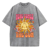 Women’s Oversized Washed Cotton T-Shirt – ’Here Comes The Sun’ Vintage Graphic Tee Retro Sun-Faded Loose Fit Summer Top