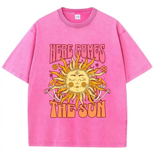 Women’s Oversized Washed Cotton T-Shirt – ’Here Comes The Sun’ Vintage Graphic Tee Retro Sun-Faded Loose Fit Summer Top