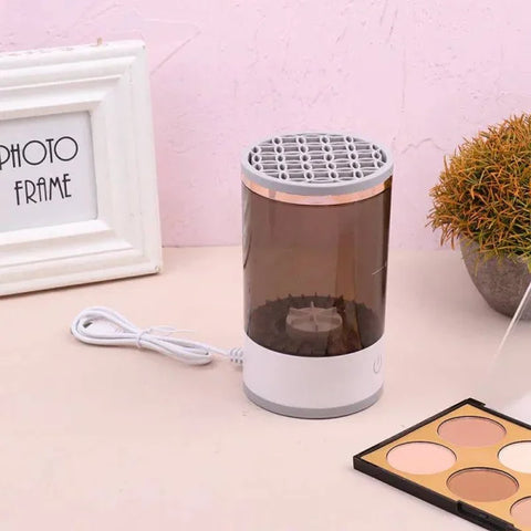 Portable Electric Makeup Brush Cleaner: USB Charging