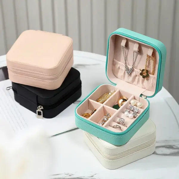 Portable Mini Jewelry Organizer – Leather Travel Case for Earrings Necklaces & Rings