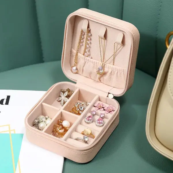 Portable Mini Jewelry Organizer – Leather Travel Case for Earrings Necklaces & Rings