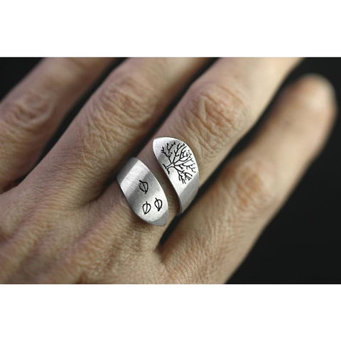 Retro Brushed Craftsmanship Three-leaf Tree Of Life Ring