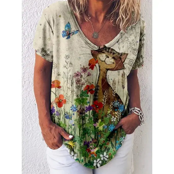 Women’s Retro Anime Cat Graphic T-Shirt – Harajuku V-Neck Summer Tee Kawaii Aesthetic Oversized Blouse Vintage Japanese