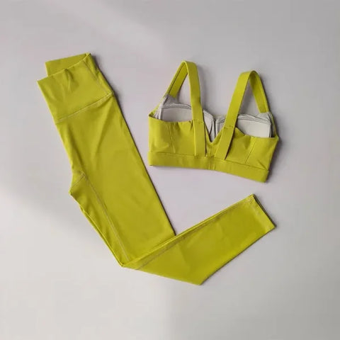 Seamless Yoga Set for Women – Sports Bra & High Waist Leggings