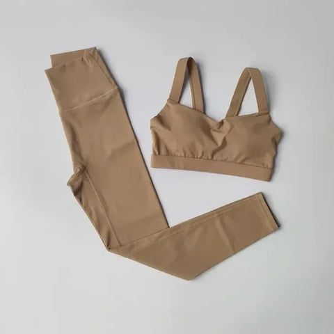 Seamless Yoga Set for Women – Sports Bra & High Waist Leggings - L / Brown