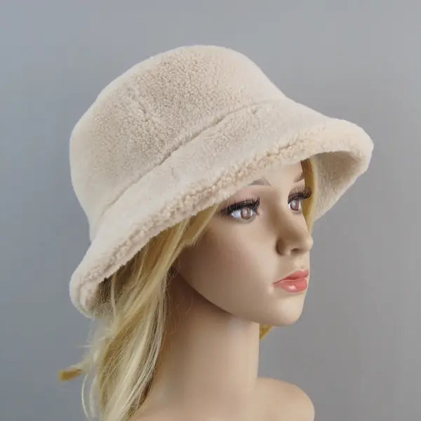 Shearling sheepskin particles bucket hat 100% wool for winter warmth