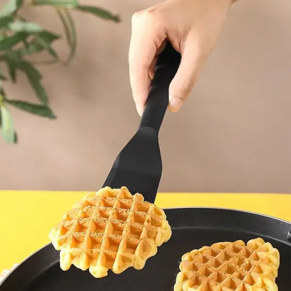 Silicone Frying Shovel Kitchen Tool 7 Color Nonstick Egg Pancake Turner
