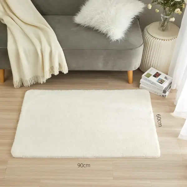 Faux Rabbit Fur Rug Thick Polyester for Luxury Living Room Scenes