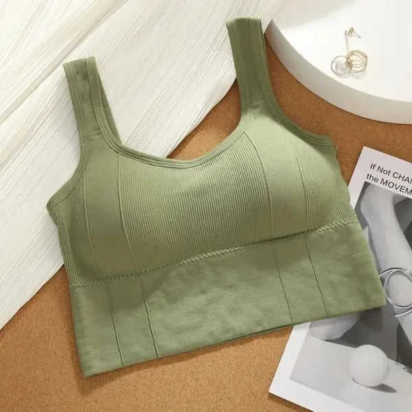 Sports bra with sweat-proof function for fitness wear. Women’s seamless yoga bra. Anti-shock off-shoulder top. - Green