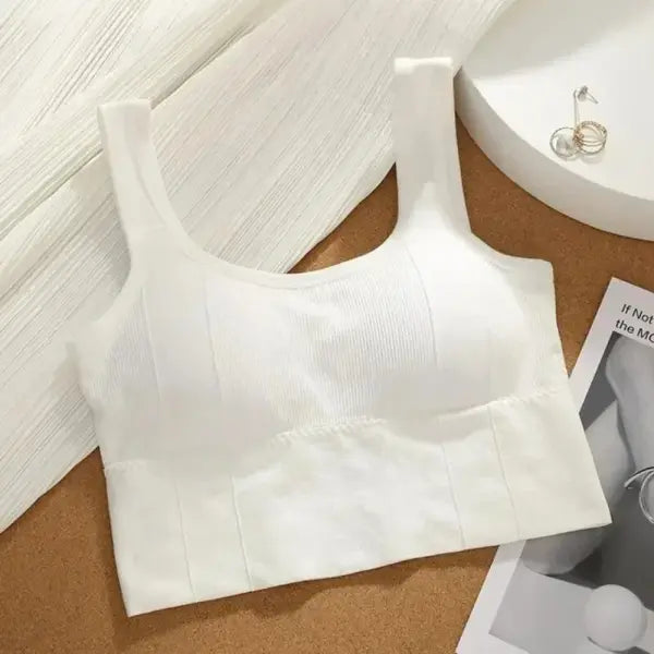 Sweat-Proof Seamless Sports Bra - High-Impact Anti-Shock Yoga Top - Trendy Off-Shoulder Fitness Bralette - White