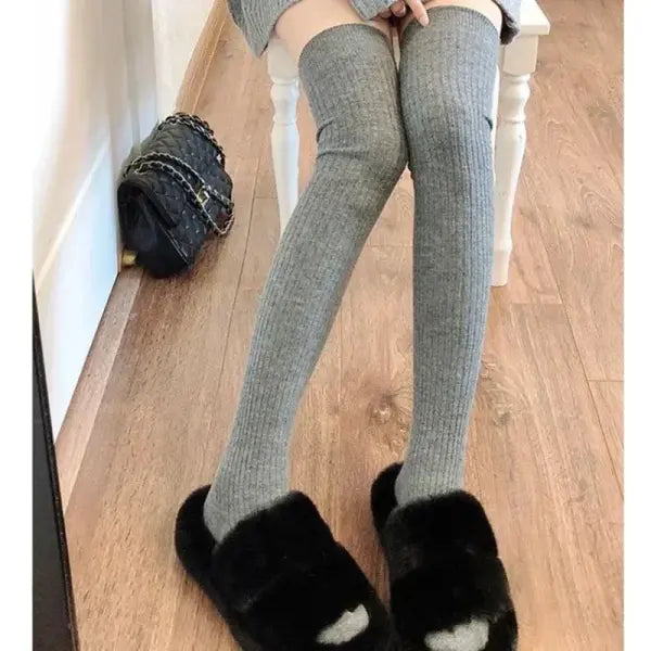 Women’s Knee-High Socks – White Vertical Stripe Long Stockings for Spring/Fall Japanese Fashion Style